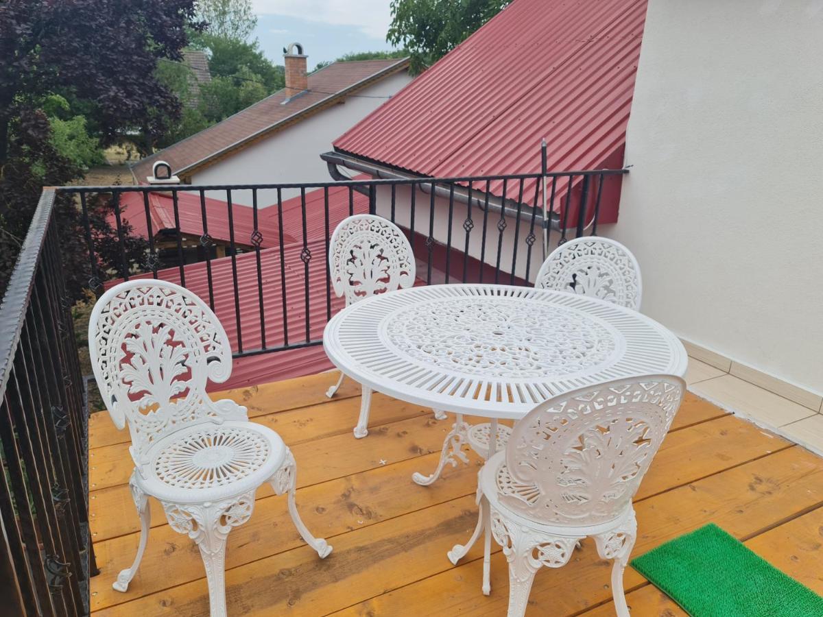 Apartament Hobby Vendeghaz Kiskunmajsa Zewnętrze zdjęcie