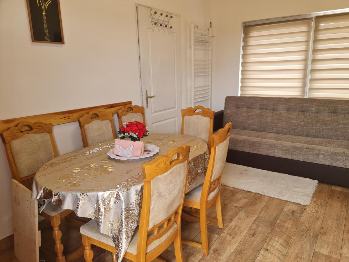 Apartament Hobby Vendeghaz Kiskunmajsa Zewnętrze zdjęcie